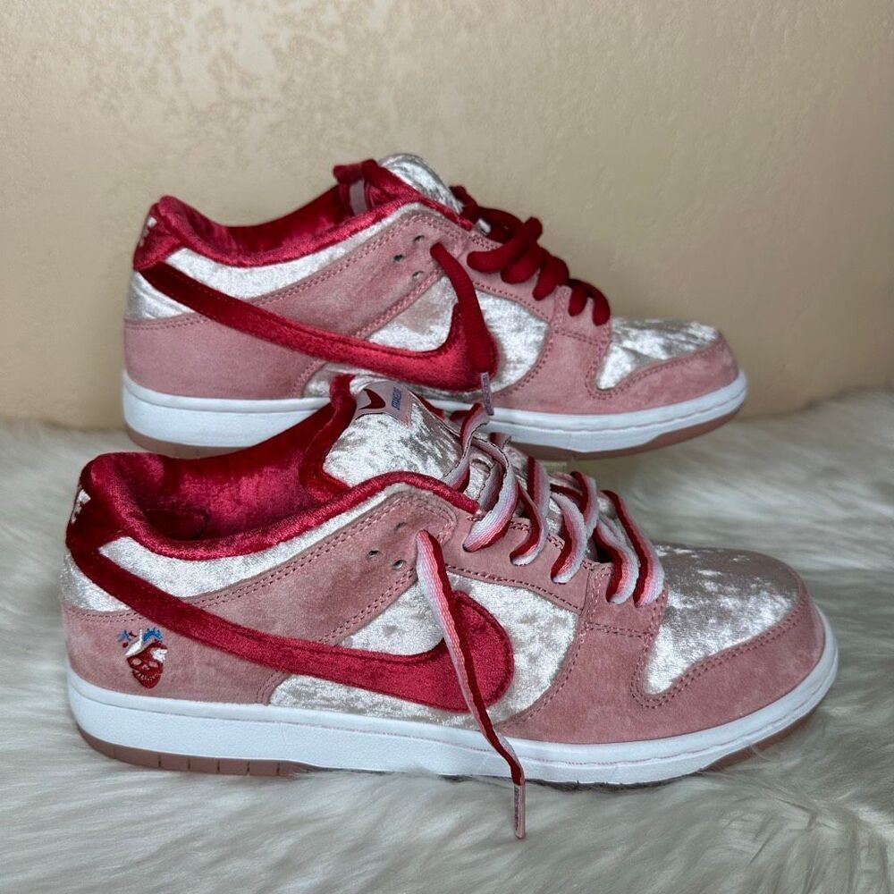Nike SB Dunk Low Pro 'Strangelove Skateboards' Size 10
